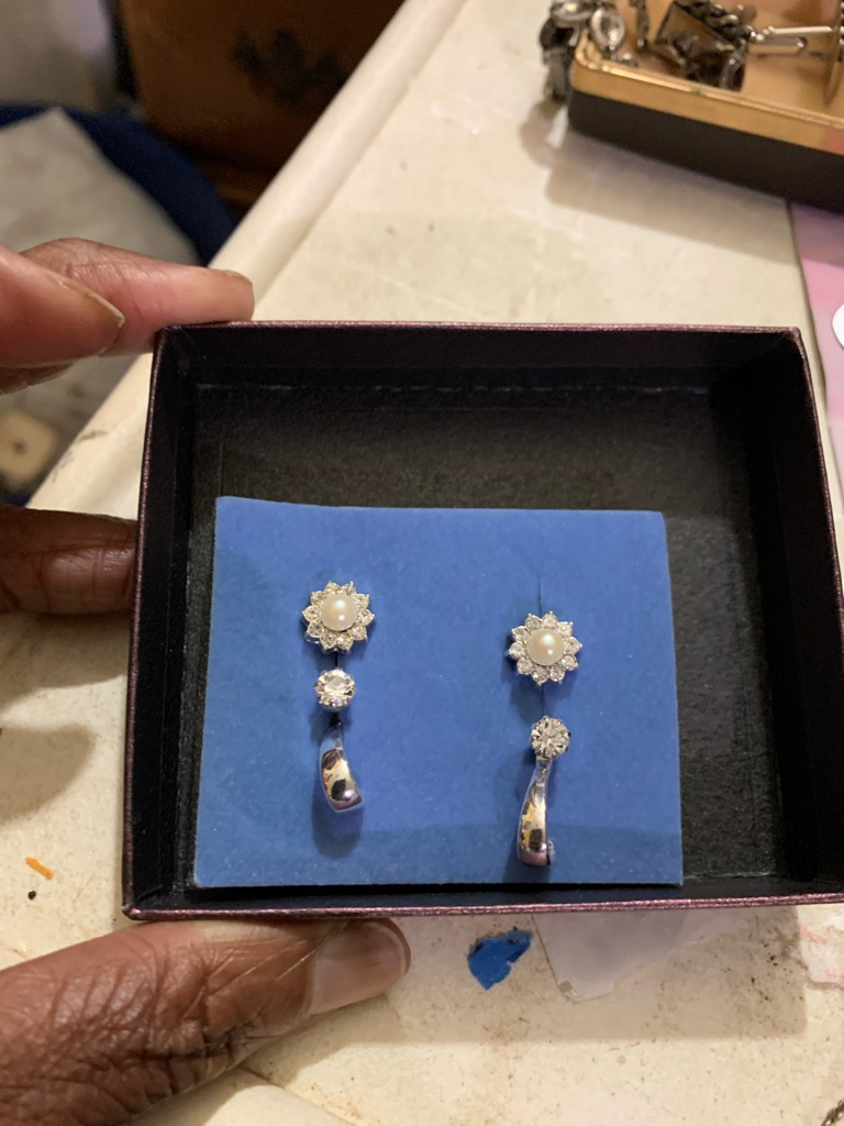 Pearl Floral Drop Earrings In Silver 5$